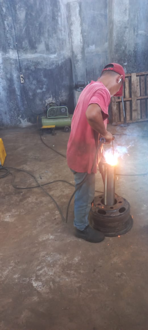 JASA PENGELASAN LOCK PIN EKSAVATOR DI GORONTALO