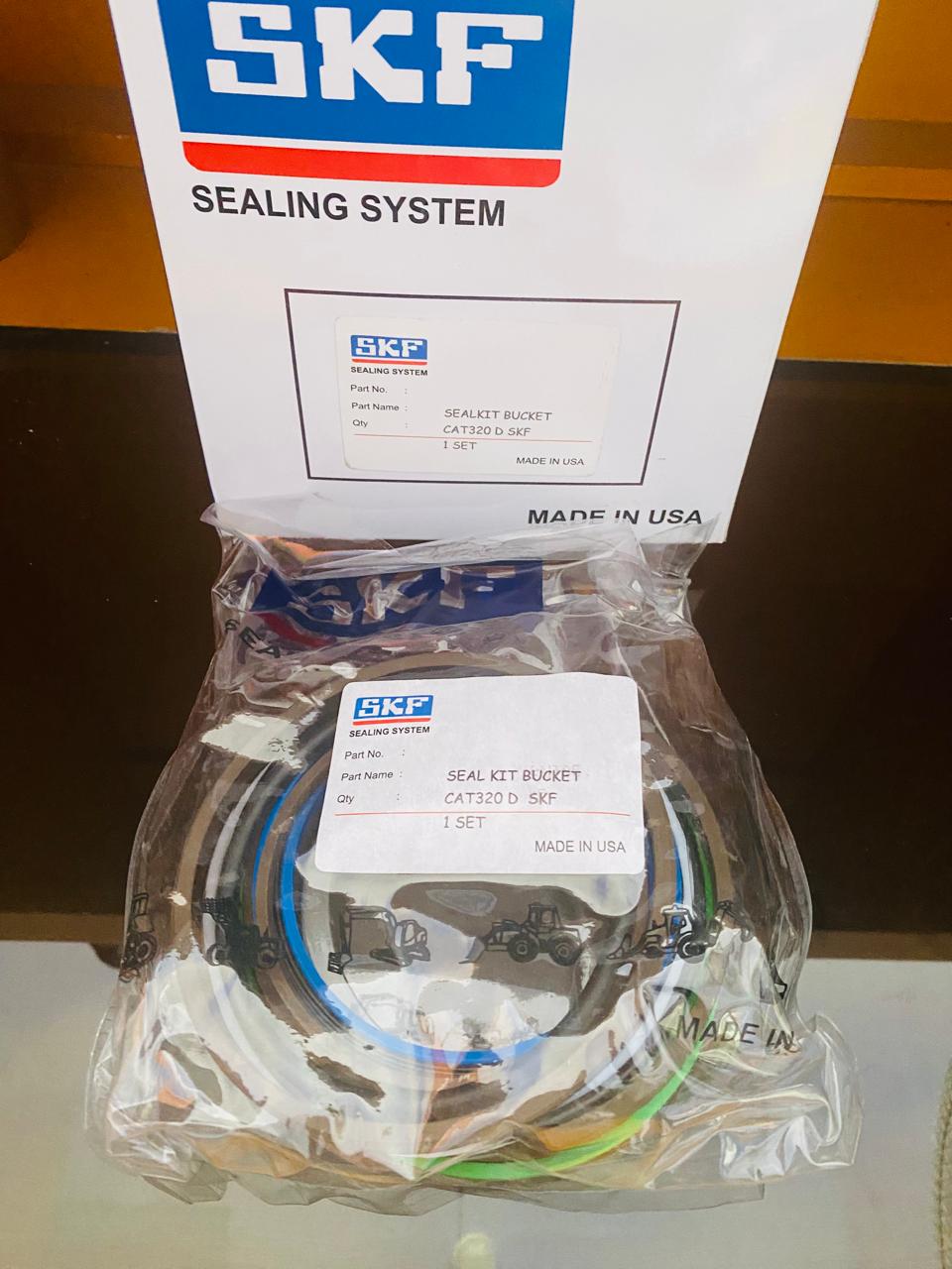 SEAL BUCKET CATERPILLAR 320 D SKF