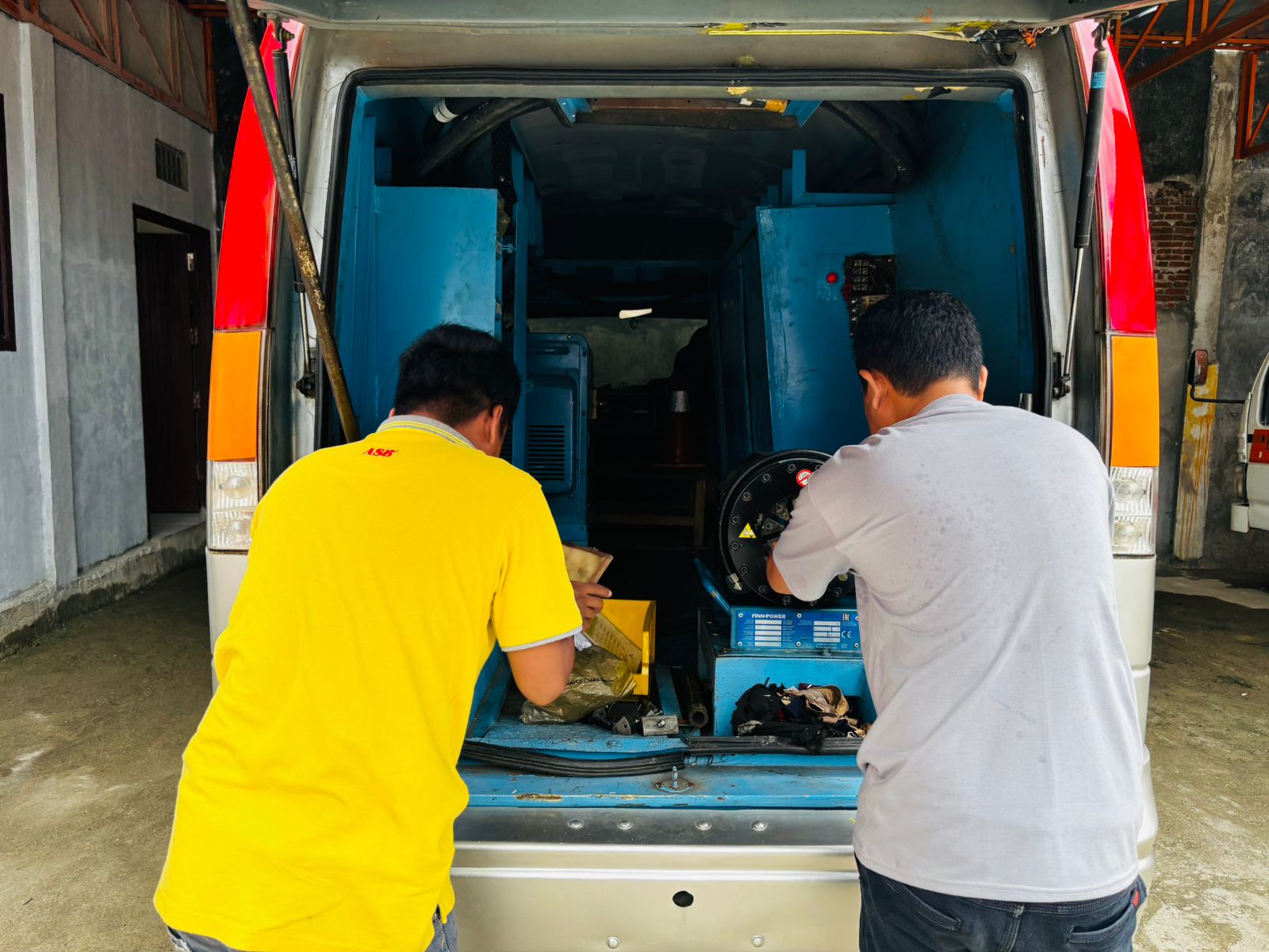 BSM TEKNIK BENGKEL PRESS SELANG HIDROLIK DI GORONTALO