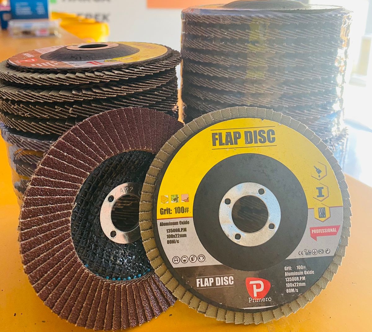 MATA GURINDA POLES ROHA FLAP DISC 4 INCH (100 x 16mm) GRADE 100 MATA GURINDA POLES ROHA FLAP DISC 4 INCH (100 x 16mm) GRADE 100