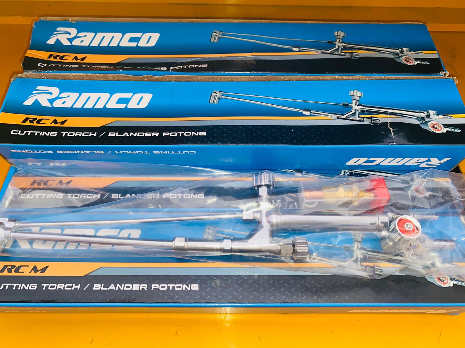 STANG BLENDER RAMCO POTONG CUTTING TORCH RCM TIPE MEDIUM G01-460 + 1 CUTTING TIP STANG BLENDER RAMCO POTONG CUTTING TORCH RCM TIPE MEDIUM G01-460 + 1 CUTTING TIP