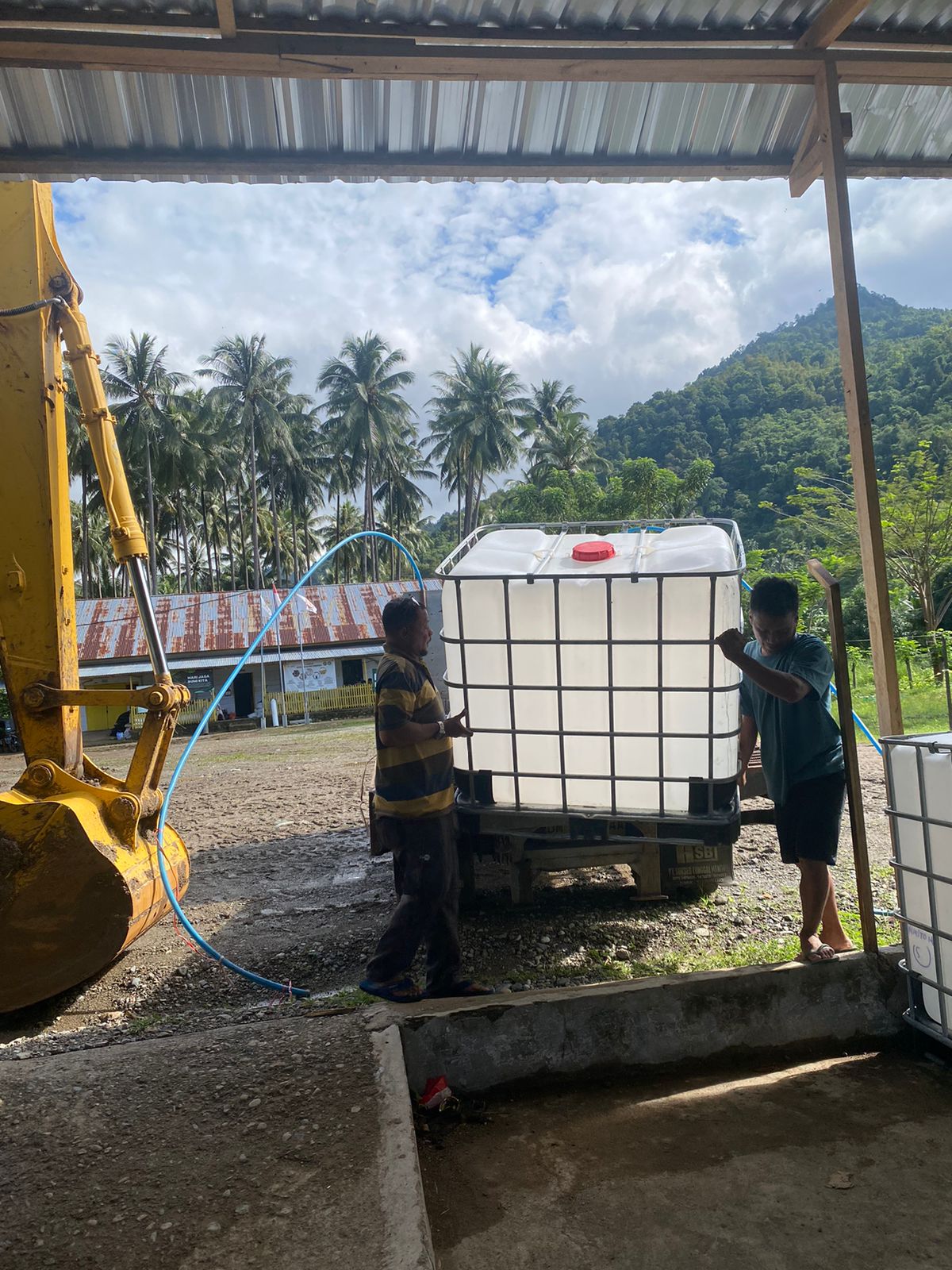 PENJUALAN TANGKI SOLAR IBC BELANJA VIA WA PELANGGAN DENGAN FREE PENGANTARAN KE SITE PERUSAHAAN KEBUN PENJUALAN TANGKI SOLAR IBC BELANJA VIA WA PELANGGAN DENGAN FREE PENGANTARAN KE SITE PERUSAHAAN KEBUN