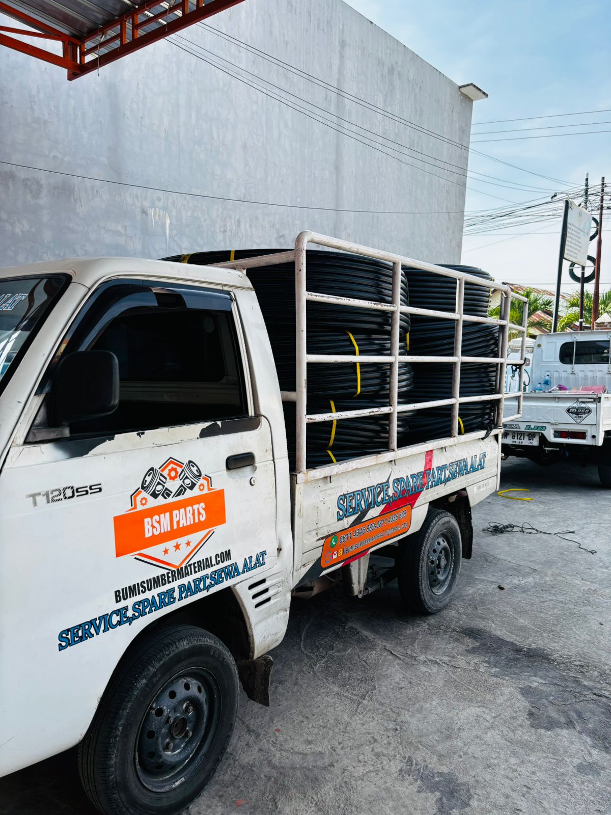 PERSIAPAN PENGIRIMAN PIPA HDPE POLY PIPE KE ESITE PELANGGAN PERUSAHAANTAMBANG DI GORONTALO