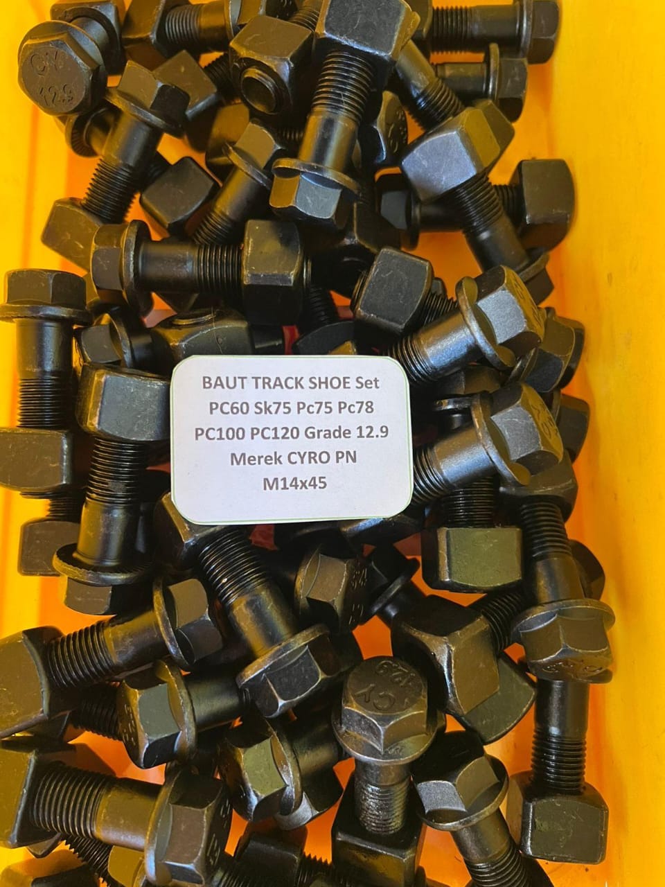 BAUT TRACK SHOE Set PC60 Sk75 Pc75 Pc78 PC100 PC120 Grade 12.9 Merek CYRO PN M14x45