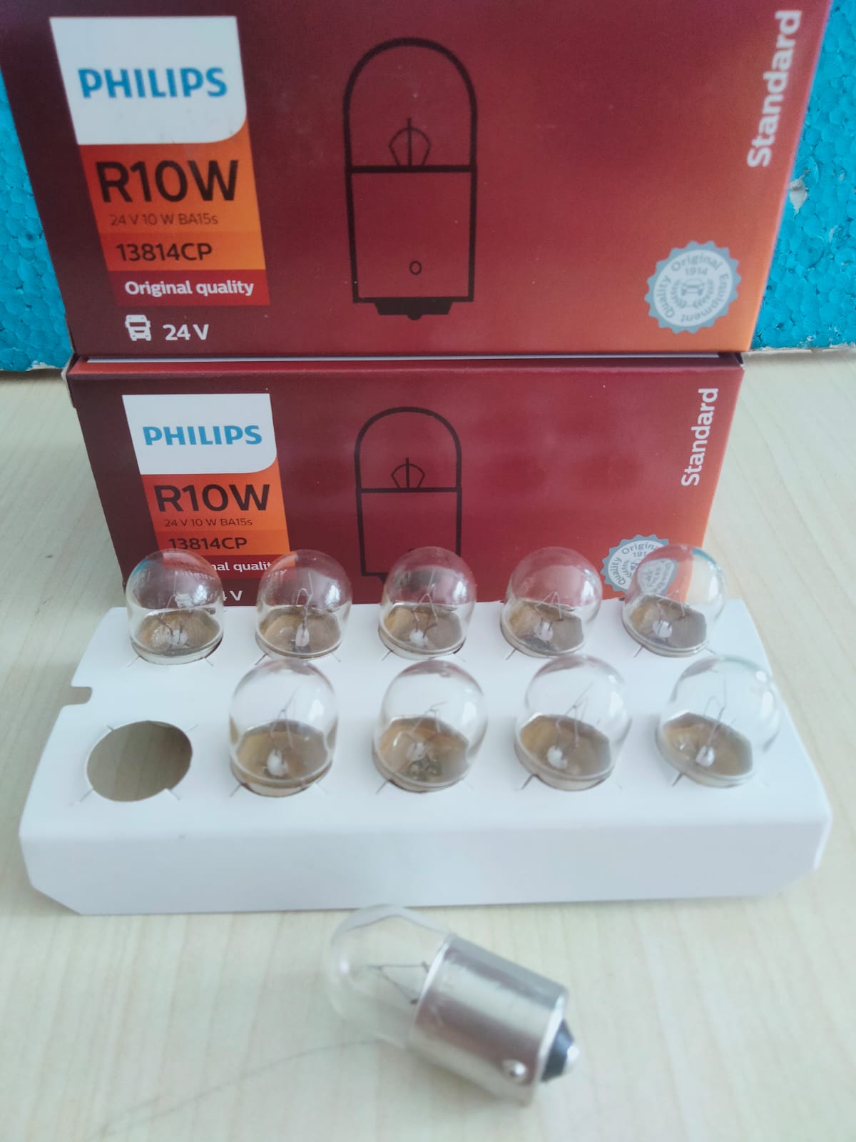 BOHLAM SEN MUNDUR PHILLIPS 24V R10W KAKI 1 TANGGUNG BENING 13814CP