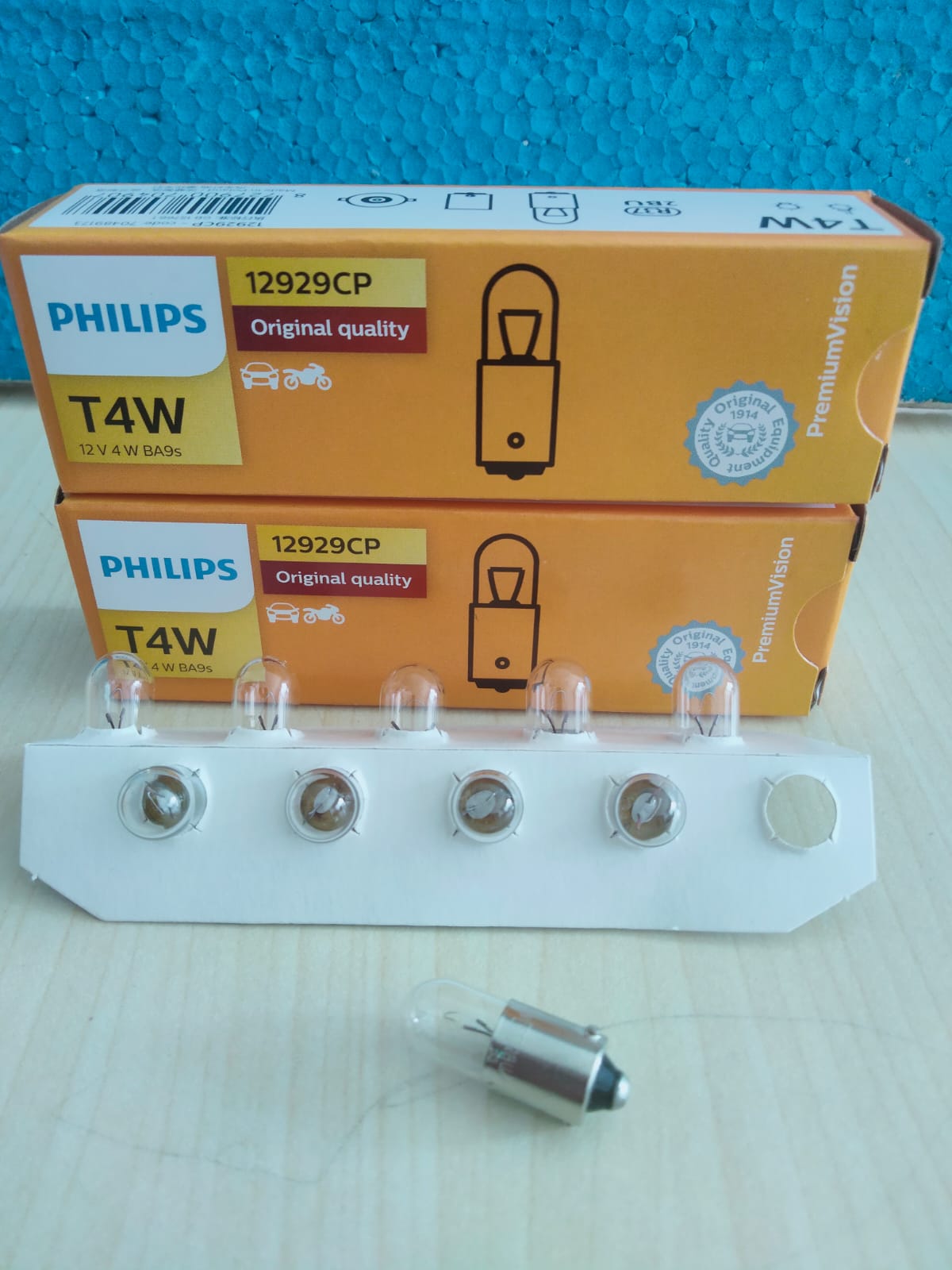BOHLAM SENTER PUTAR KECIL 12V 4W, T4W PHILIPS harga per pc 12929CP