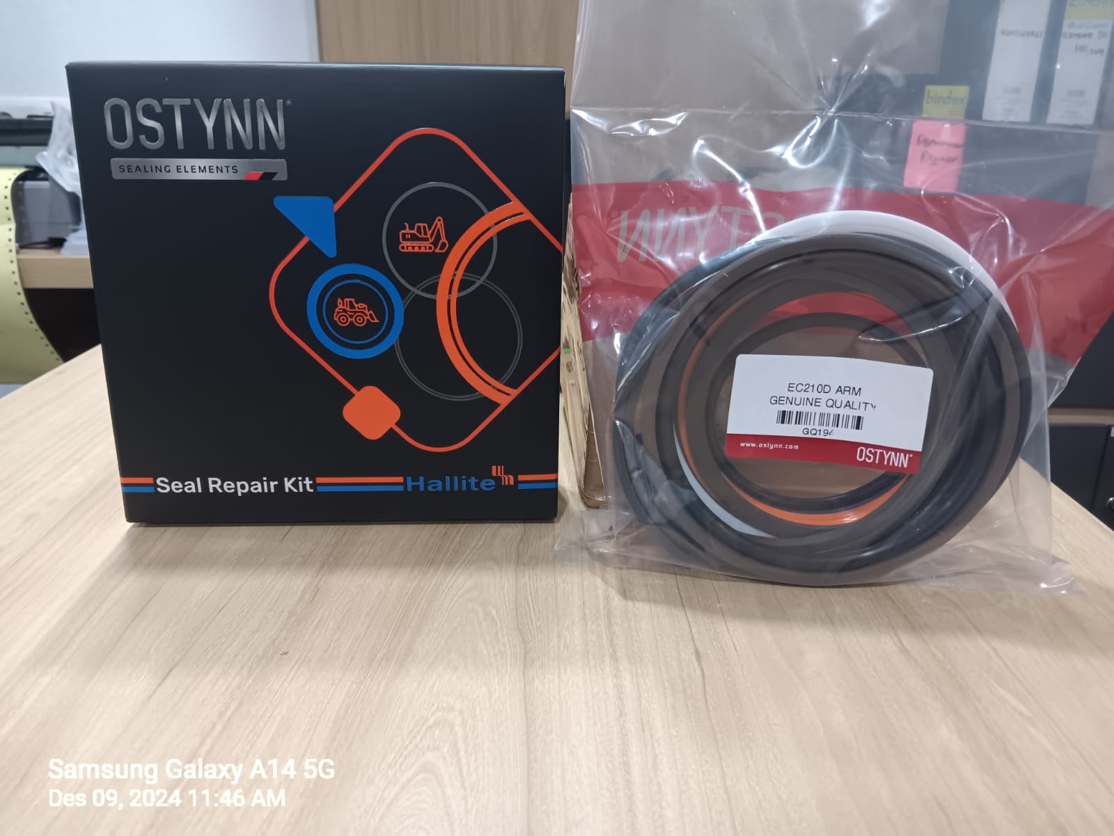 SEAL KIT VOLVO EC210D ARM GENUINE QUALITY (OSTYNN)