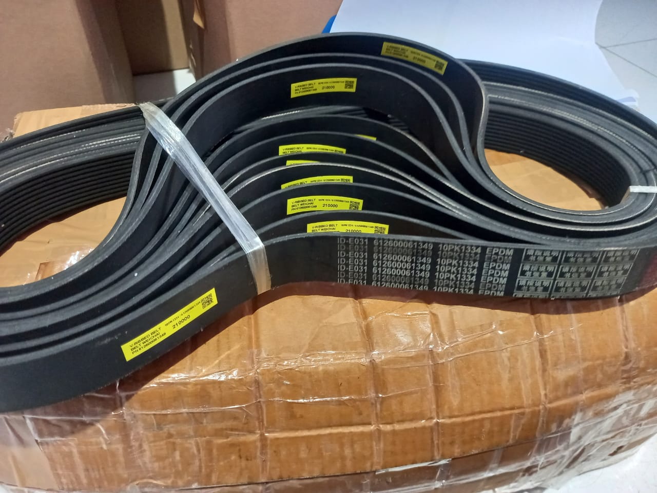 VAN BELT FAN BELT BELT WEICHAI WD615 WD10 PN 10PK1334