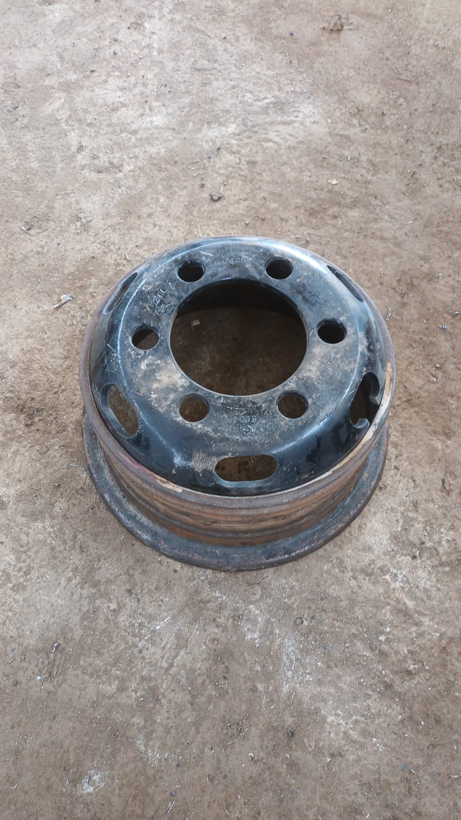 Jasa Servis Topi Velg Truk gorontalo