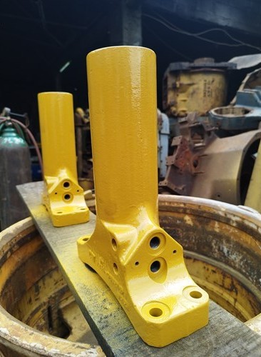 TRACK ADJUSTER YOKE DOZER CAT D3K2 XL D4K LGP D4K2 LGP PN 469-6321