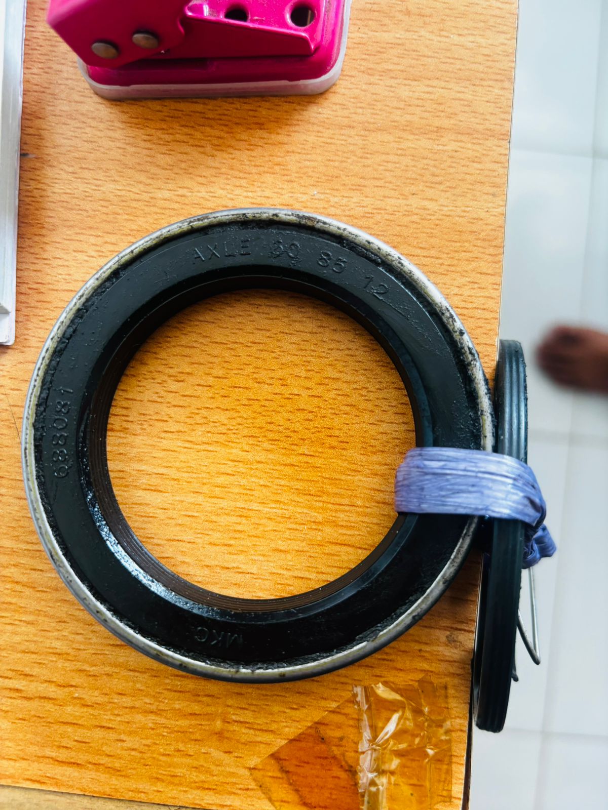 seal TC Ukuran 60x85x12 Untuk Roda traktor Harvester