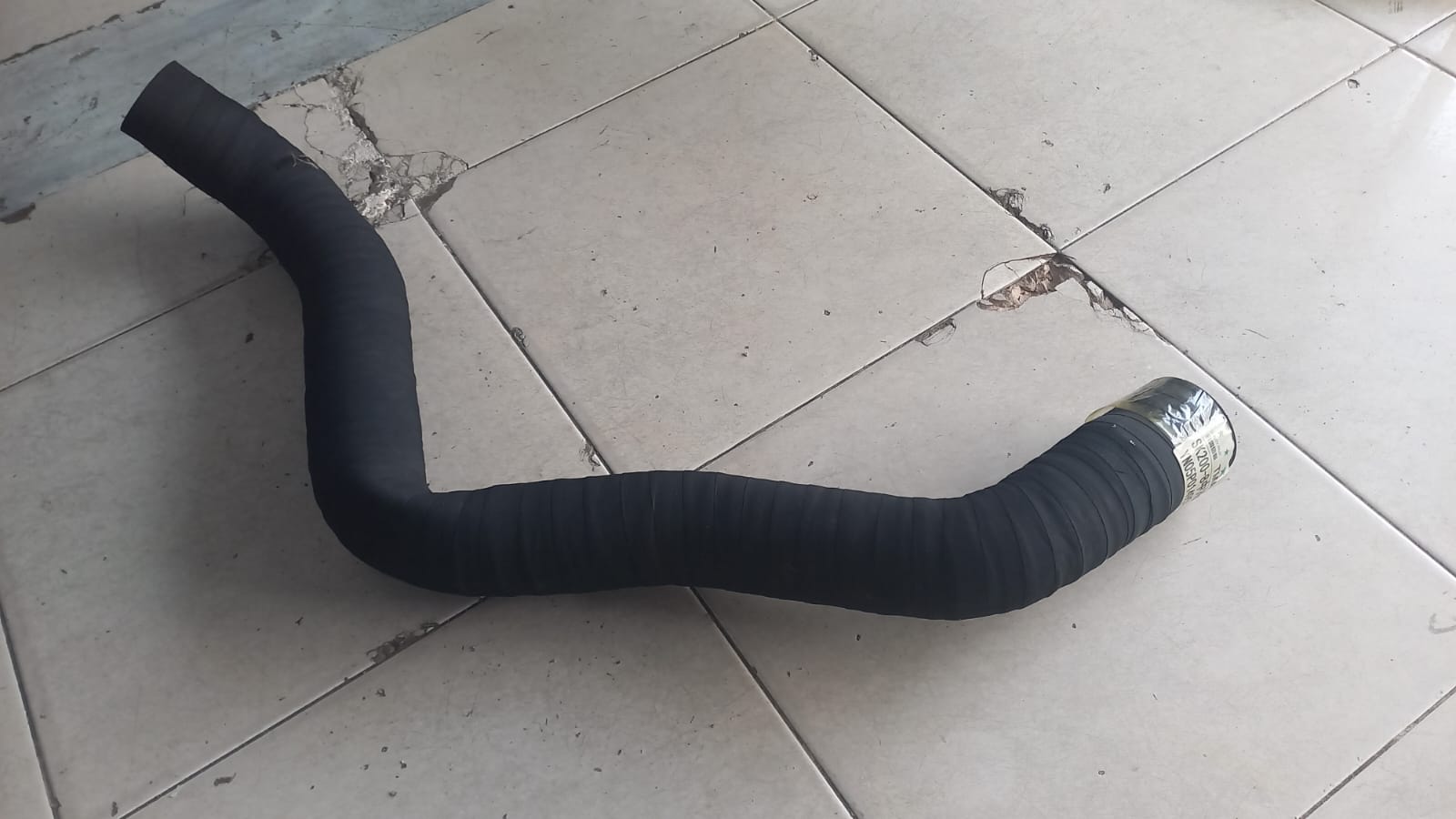 HOSE INTERCOOLER SELANG AIR AFTER COOLER SELANG HAWA AFTER Kobelco SK-200-8 PN YN05P01495P1