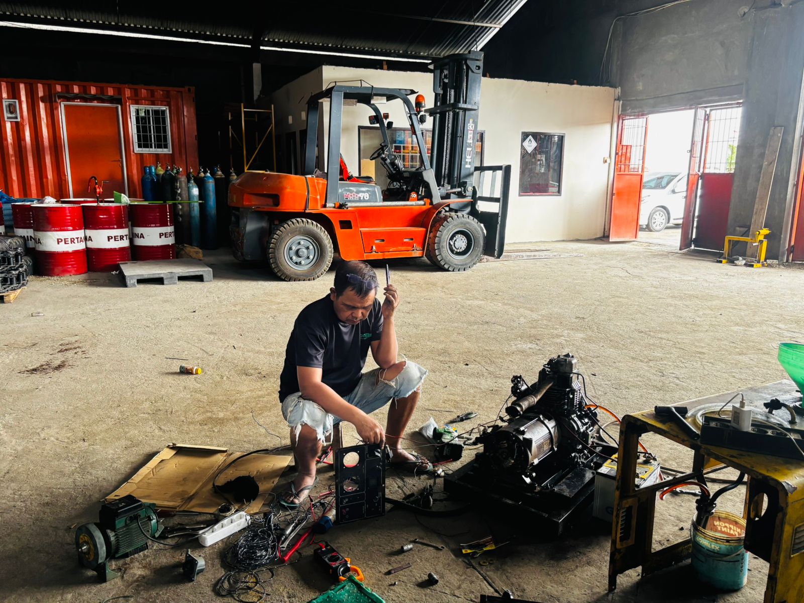 MEKANIK BSM PARTS SERVICE OVER HAUL GENSET 5 KVA