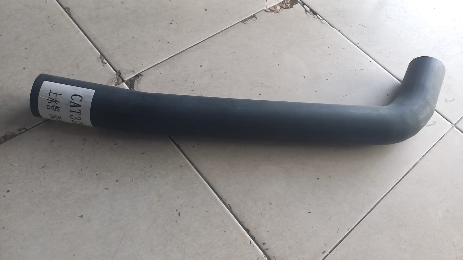 SELANG HOSE RADIATOR ATAS CAT 320D2 PN 394-2235