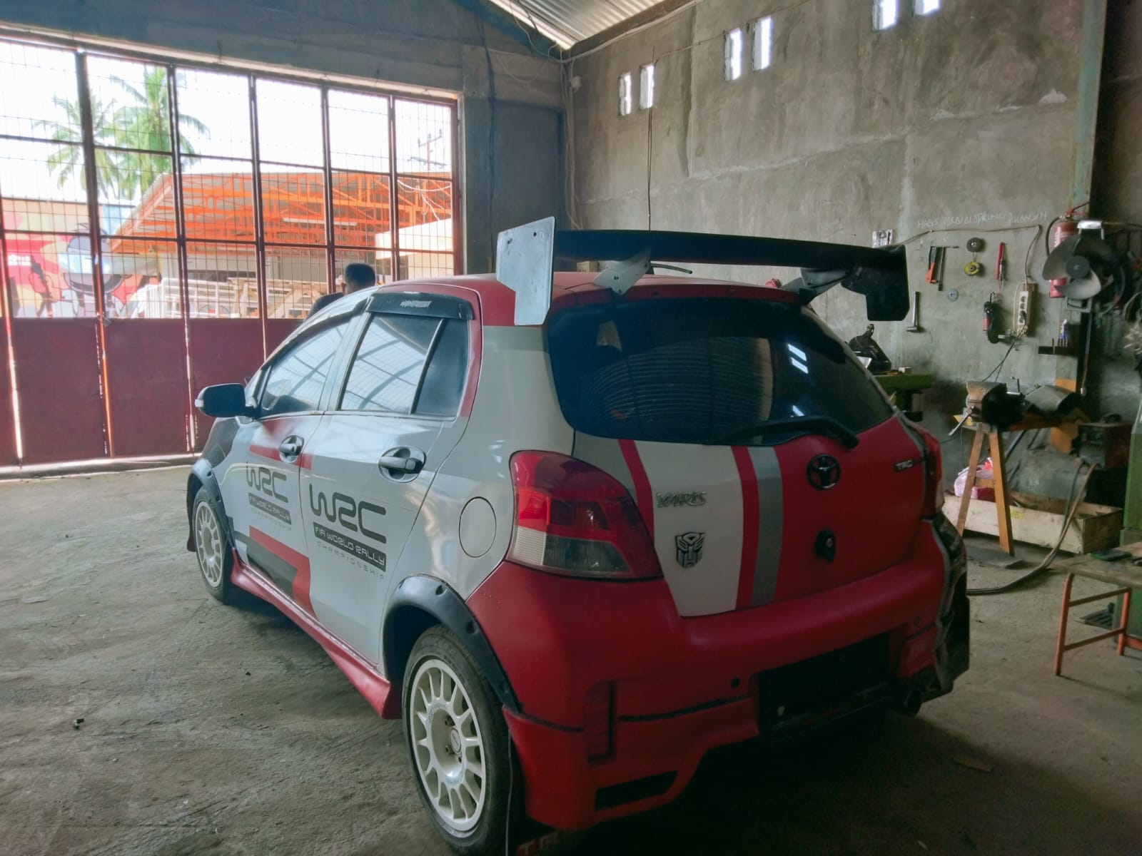 BENGKEL BSM TEKNIK SERVICE ENGINE MOBIL PELANGGAN PERORANGAN TOYOTA YARIS 3