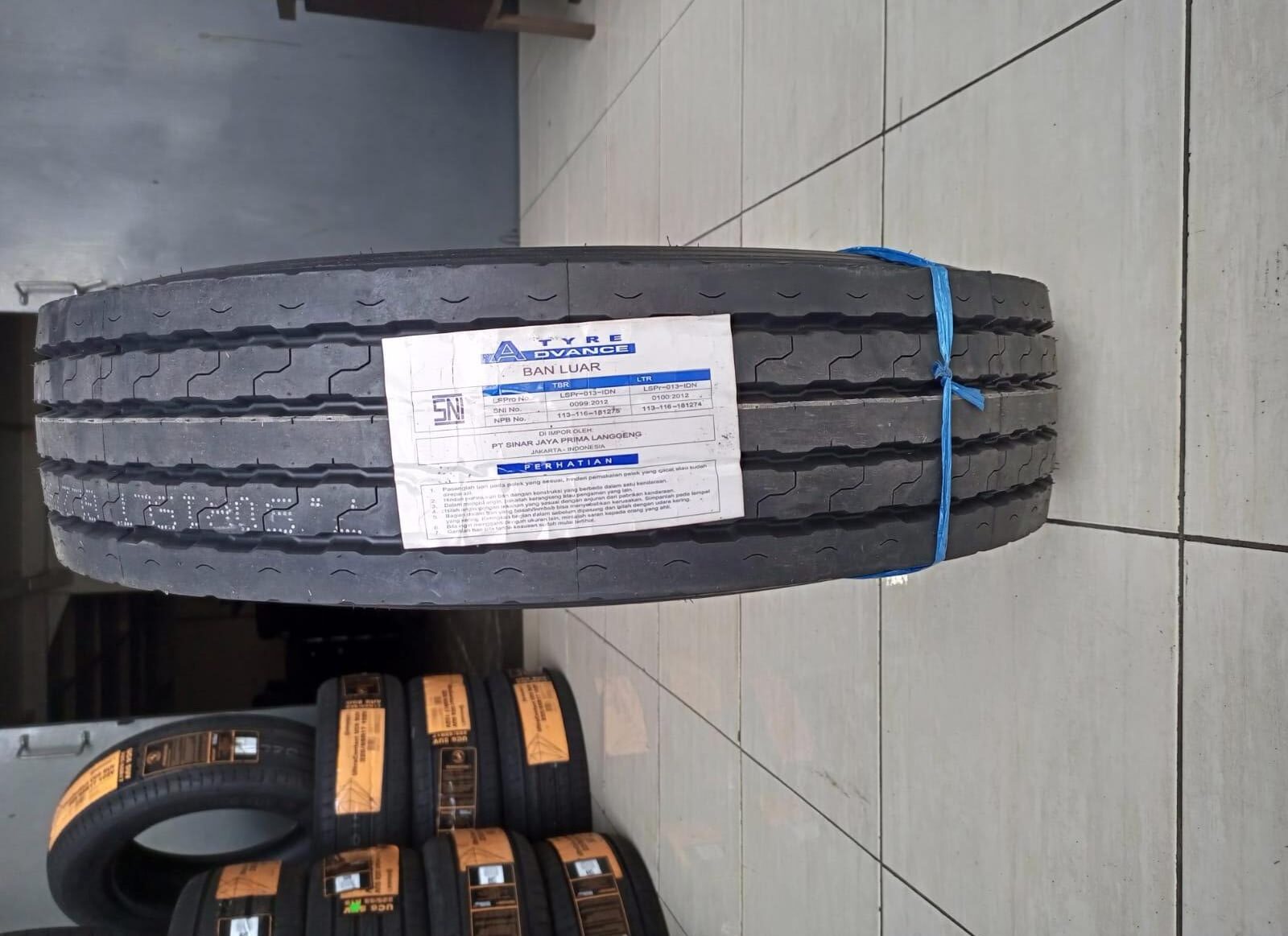 Ban Truk ENGKEL KAWAT 7.50R15 14PR ADVANCE GL279A FULL SET