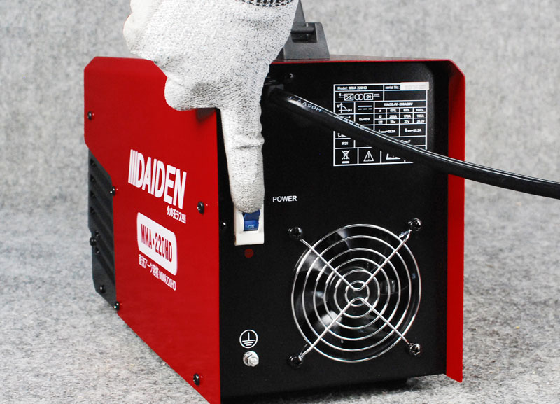 MESIN LAS MMA MEREK DAIDEN 220HD 200 AMPERE