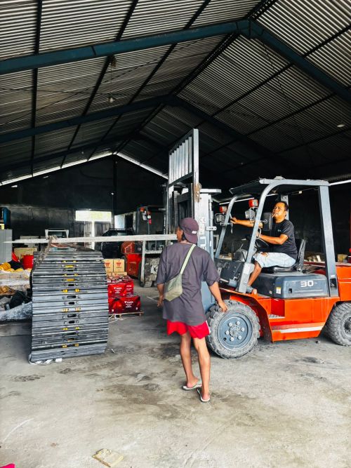 PENJUALAN TRACKLINK TRACK SHOE TERMASUK PEMASANGAN KE PELANGGAN KEBUN 9