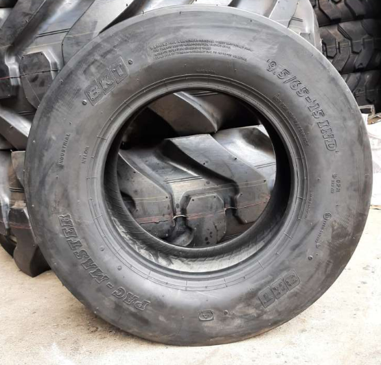 Ban Road Roller RR Compactor Asphalt Finisher 9.5-65-15 6PR BKT Pac Master RR