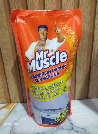 Mr. Muscle Kitchen Cleaner Pouch refill 720ml