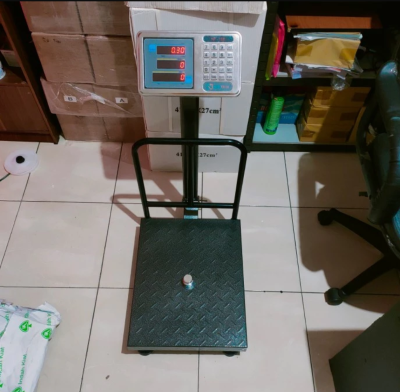TIMBANGAN DUDUK DIGITAL KILOWEIGH K15E 40 X 50 200KG