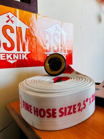 SELANG FIRE HOSE ZEKI WHITE CANVAS MACHINO COUPLING 2.5 INCH 20 Meter