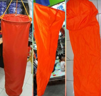WINDSOCK PETUNJUK ARAH MATA ANGIN 60x150x30 ORANGE