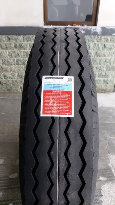 Ban Truk Bias Bridgestone EMSA UK 900-R20 14PR